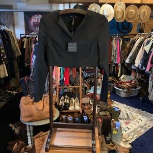 Sarah Pacini NWT Black Cropped Blazer